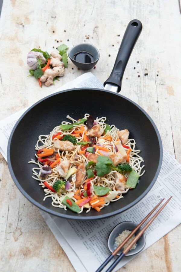 ELO Wok-Pfanne Ø 28 cm x 8,5 cm Höhe AluCast Induktion Schwarz NEU – Bild 3