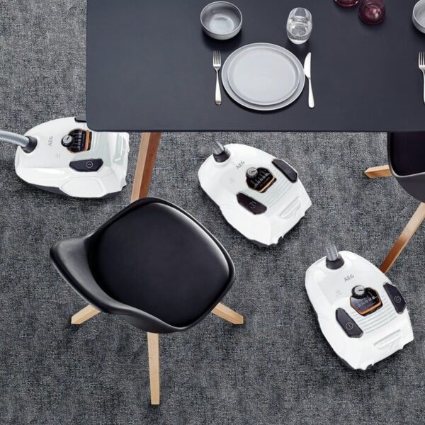 AEG Bodenstaubsauger VX7 Staubsauger mit Beutel Weiss NEU – Bild 6