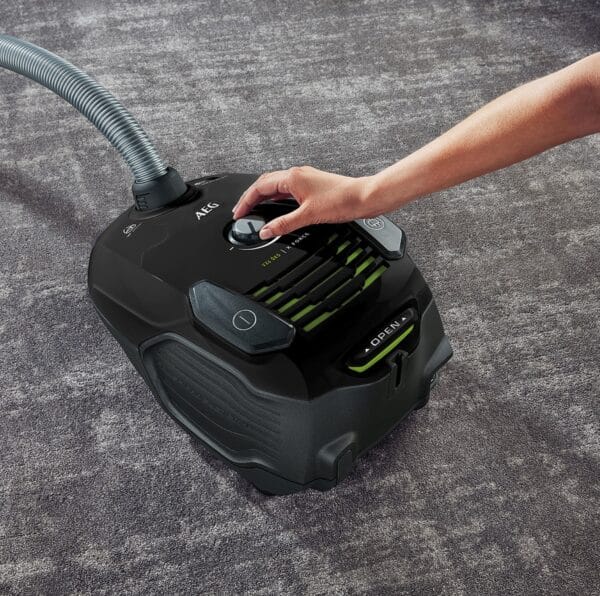 AEG VX6 Boden-Staubsauger VX6 mit Beutel Schwarz NEU – Bild 6