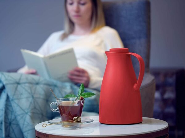 Leifheit Kaffeekanne Teekanne Thermoskanne Isolierkanne 1 Liter BPA frei Rot – Bild 4